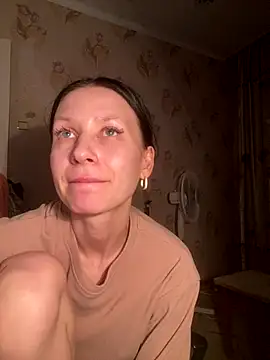 Starry Siren online show from 11-30-25, 07:14