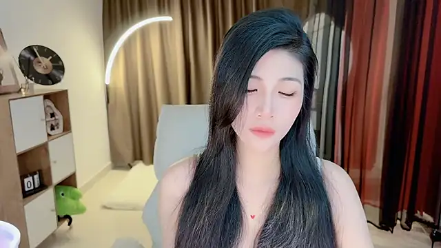 Snapshot of Vaidurya-Yolo chatting on 06-11-26, 02:03 Vaidurya-Yolo online show from 06-11-26, 02:03