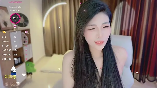 Snapshot of Vaidurya-Yolo chatting on 06-03-26, 02:33 Vaidurya-Yolo online show from 06-03-26, 02:33