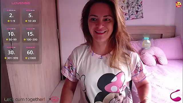 ParisW online show from 09-17-25, 12:40