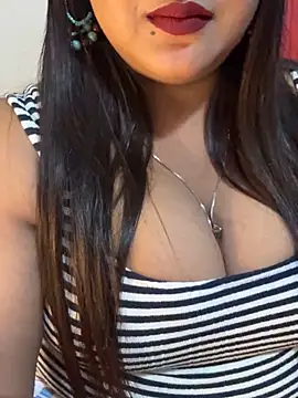 Ayesha mahi online show from 10-14-25, 04:51