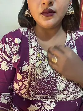 Ayesha mahi online show from 10-29-25, 08:24