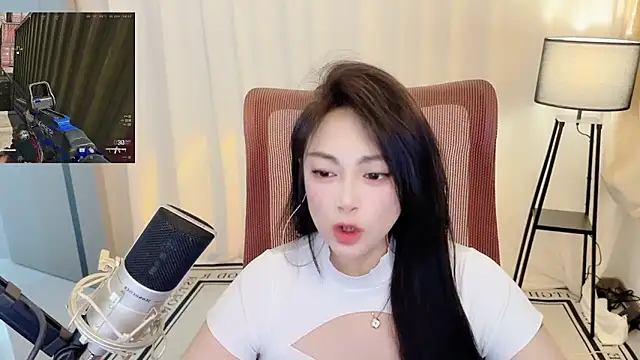 Daisy-77 online show from 06-15-26, 12:38