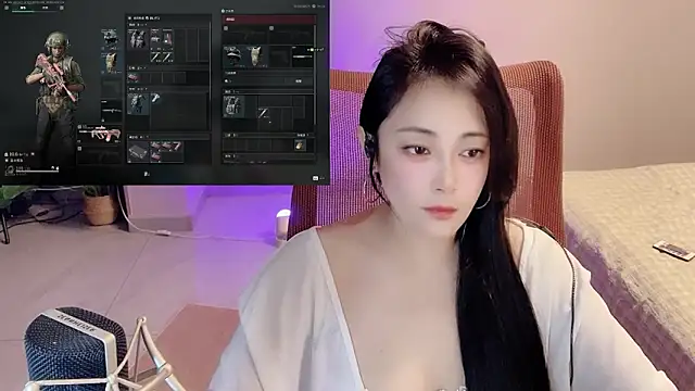 Daisy-77 online show from 04-13-26, 01:04