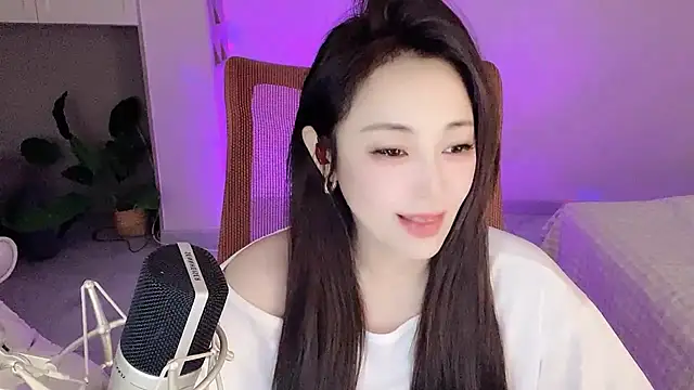 Daisy-77 online show from 12-02-25, 03:47