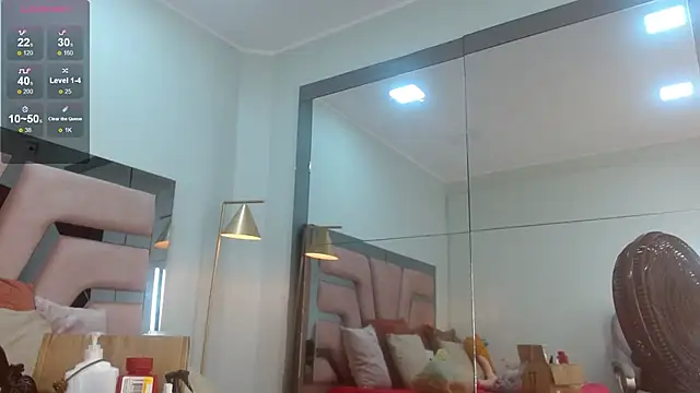 cintia hills online show from 11-29-25, 03:50