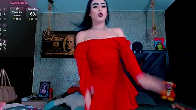 Snapshot of Perla_Hotcortes chatting on 09-28-25, 02:46 Perla Hotcortes online show from 09-28-25, 02:46