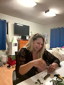 Hotslut187 online show from 01-18-26, 03:10