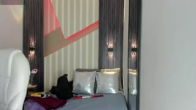 emily layton online show from 02-15-26, 12:33