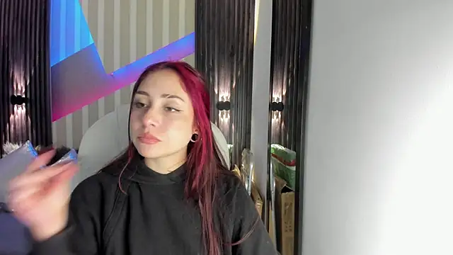 emily layton online show from 11-16-25, 04:45