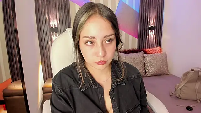 emily layton online show from 09-24-25, 02:23