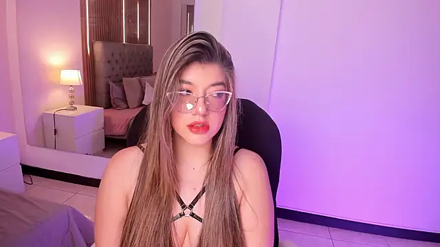 Snapshot of SEXMILLA_ chatting on 03-01-26, 04:51 SEXMILLA online show from 03-01-26, 04:51