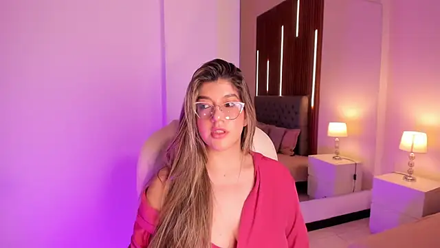 Snapshot of SEXMILLA_ chatting on 02-05-26, 08:37 SEXMILLA online show from 02-05-26, 08:37