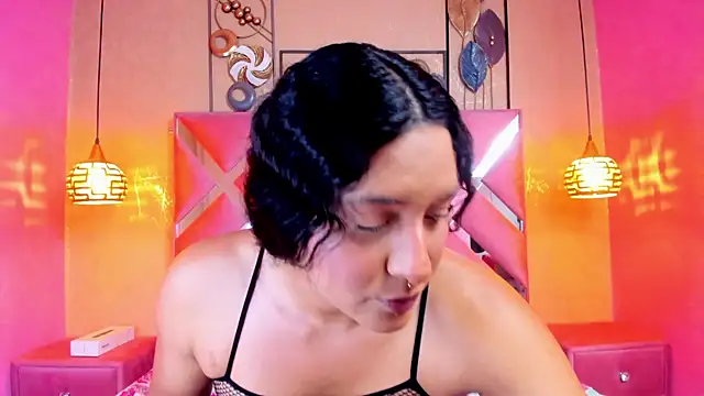 Alison Chan  online show from 09-29-25, 02:44