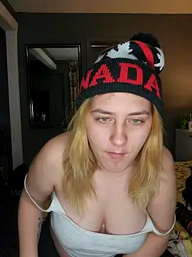 RileyRiver97xo online show from 03-01-25, 07:48