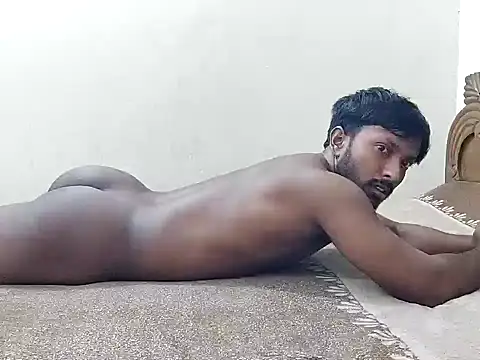 Snapshot of HunkyAriyan chatting on 02-26-26, 03:45 HunkyAriyan online show from 02-26-26, 03:45