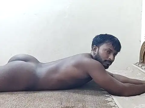HunkyAriyan online show from 05-10-26, 02:19