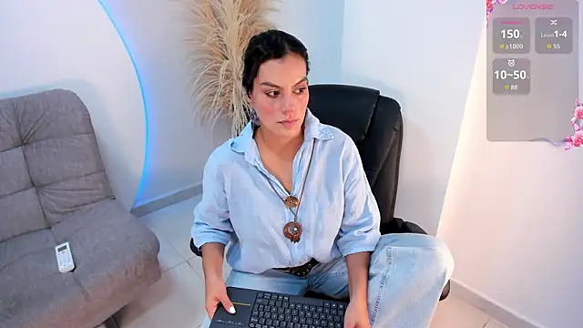 Ada Monroe10 online show from 09-24-25, 01:06