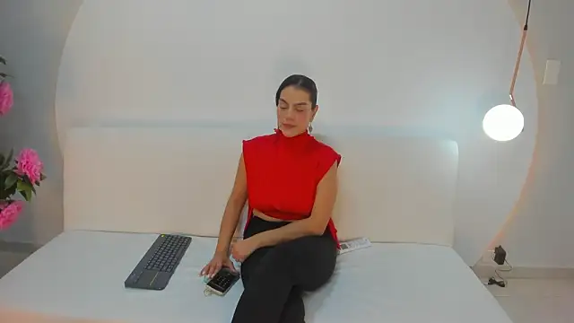 Ada Monroe10 online show from 01-14-26, 01:48