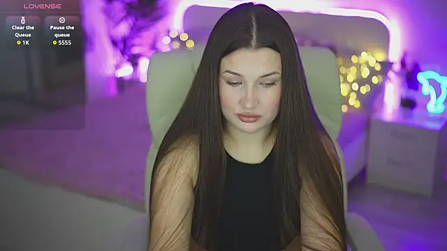 OneLaya online show from 09-15-25, 07:09