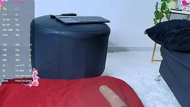 Alba Olimpo online show from 12-18-25, 11:47