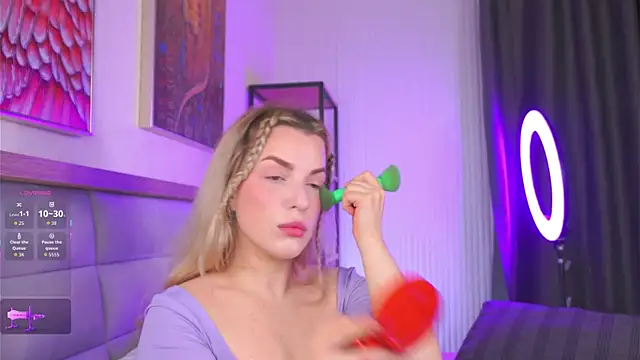 LiliBanger online show from 07-19-26, 04:10