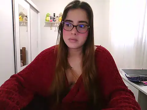 Snapshot of maliamiller chatting on 05-21-26, 09:50 maliamiller online show from 05-21-26, 09:50