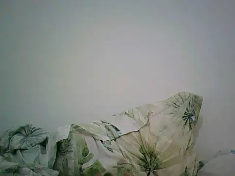 maliamiller online show from 04-12-26, 07:06