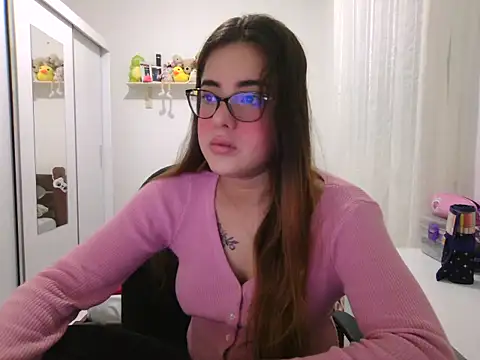 Snapshot of maliamiller chatting on 07-02-26, 08:31 maliamiller online show from 07-02-26, 08:31