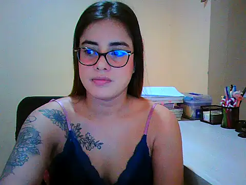 maliamiller online show from 03-28-26, 09:32