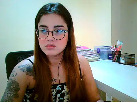 maliamiller online show from 10-23-25, 08:57