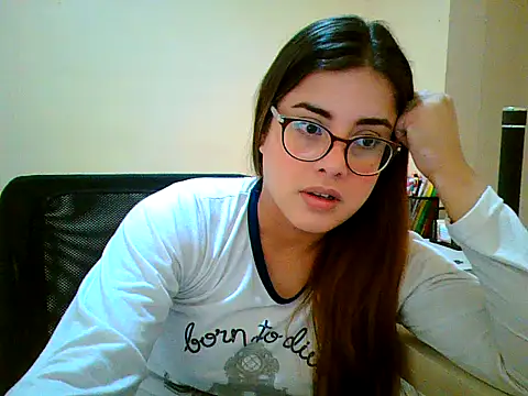 maliamiller online show from 09-24-25, 02:23