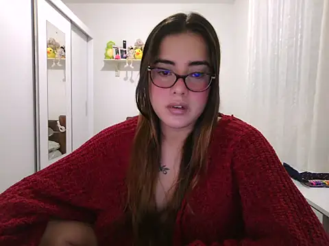 Snapshot of maliamiller chatting on 06-02-26, 05:18 maliamiller online show from 06-02-26, 05:18
