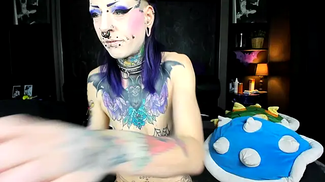 Purple Coffin666 online show from 04-05-26, 06:03