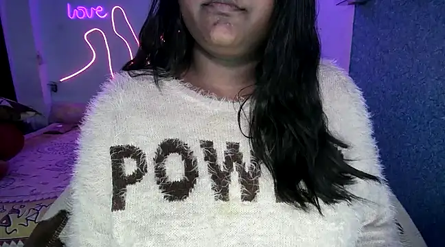 Snapshot of expression_queen chatting on 01-25-25, 10:18 expression queen online show from 01-25-25, 10:18