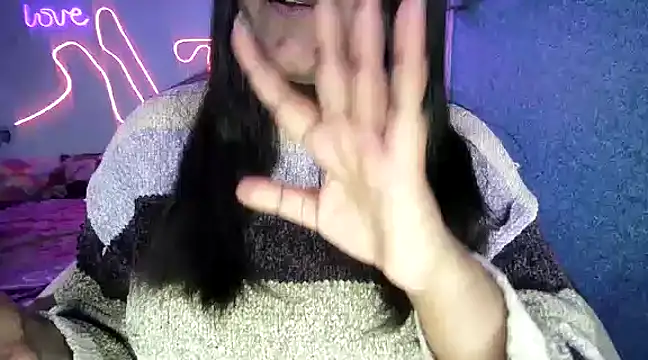 Snapshot of expression_queen chatting on 01-17-25, 03:32 expression queen online show from 01-17-25, 03:32