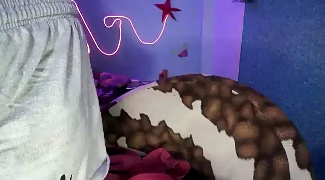 Snapshot of expression_queen chatting on 01-19-25, 03:10 expression queen online show from 01-19-25, 03:10