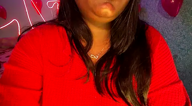 Snapshot of expression_queen chatting on 02-15-25, 08:56 expression queen online show from 02-15-25, 08:56