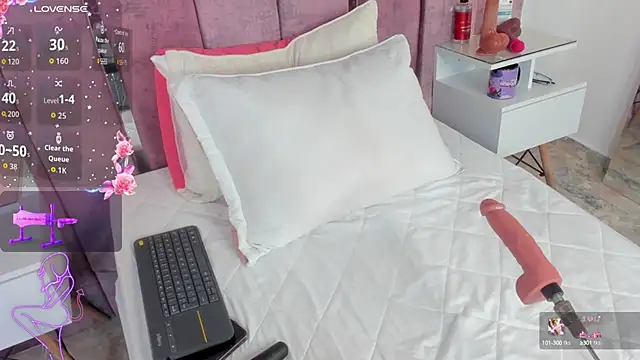 AshlieRoberts online show from 09-09-25, 01:42