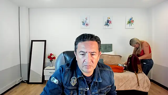 Sam and molly  online show from 01-25-25, 07:49