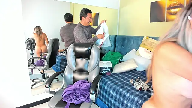 Sam and molly  online show from 12-02-24, 01:42