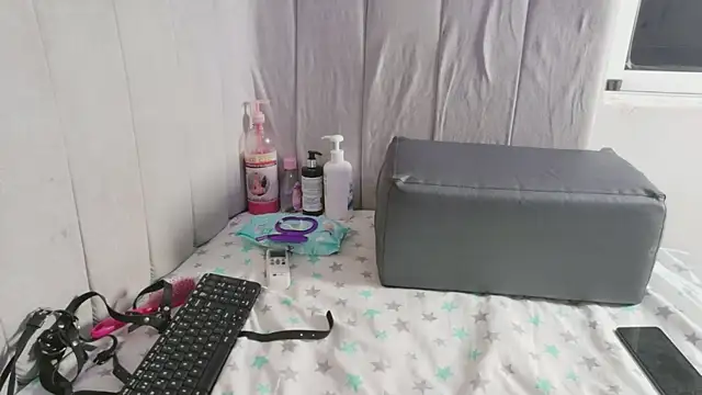 celeste jhons online show from 04-14-26, 10:15