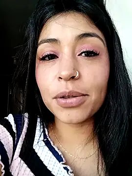 Aisha 09 online show from 05-06-26, 01:37