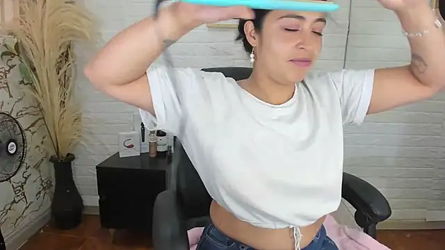 Aisha 09 online show from 02-13-25, 02:20