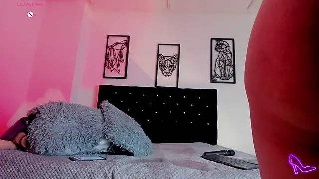 FelinaJohnson online show from 05-07-26, 06:44