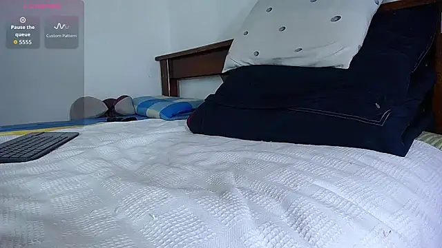 diamond black00 online show from 06-04-26, 05:01