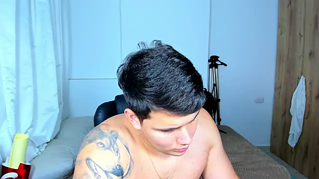 jhonstark09 online show from 03-16-25, 01:17