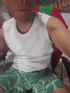 latinmartin73 online show from 12-23-25, 01:05