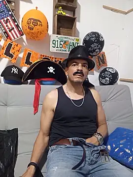 latinmartin73 online show from 10-31-25, 12:40