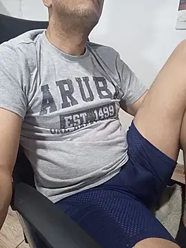 latinmartin73 online show from 02-14-26, 01:50